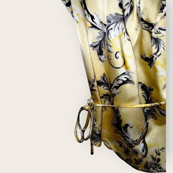 St. John Womens Top Sz 10 Butter Yellow Floral  Crossover Tie Blouse Royalty Vtg - Picture 4 of 11